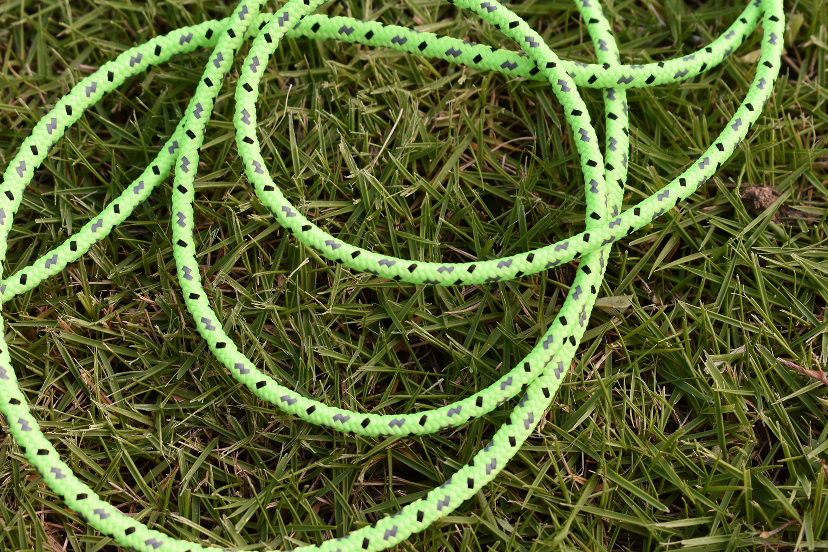 Cheap Goat Tents 10 Meters Luminous Paracord Outdoor Camping Clothesline Hiking Tent Rope Lanyard Emergency Survival Equipment Tent Accessories   